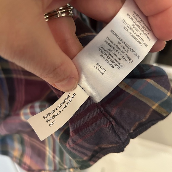 Polo Ralph Lauren classic-fit plaid button-down shirt in brushed cotton flannel - Picture 4 of 10